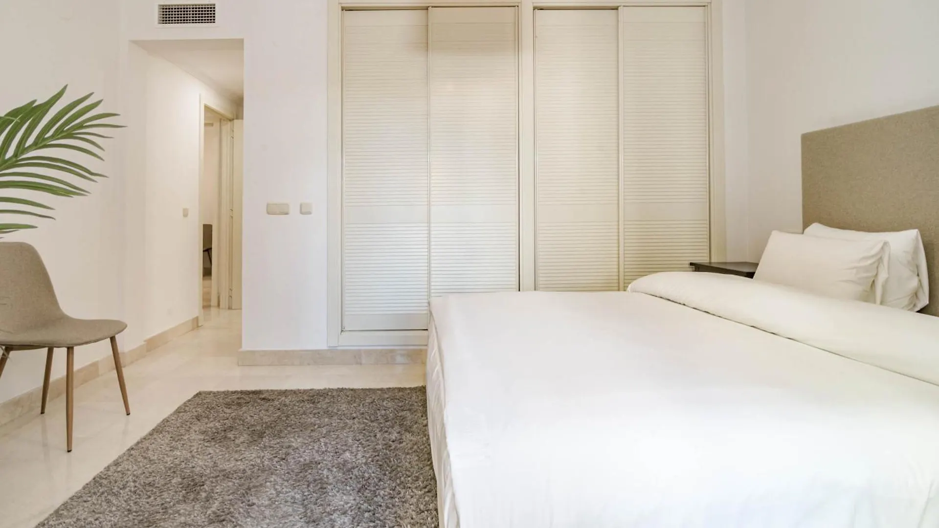 Hp1C25 - Family-Friendly And Well Connected Apartment Marbella