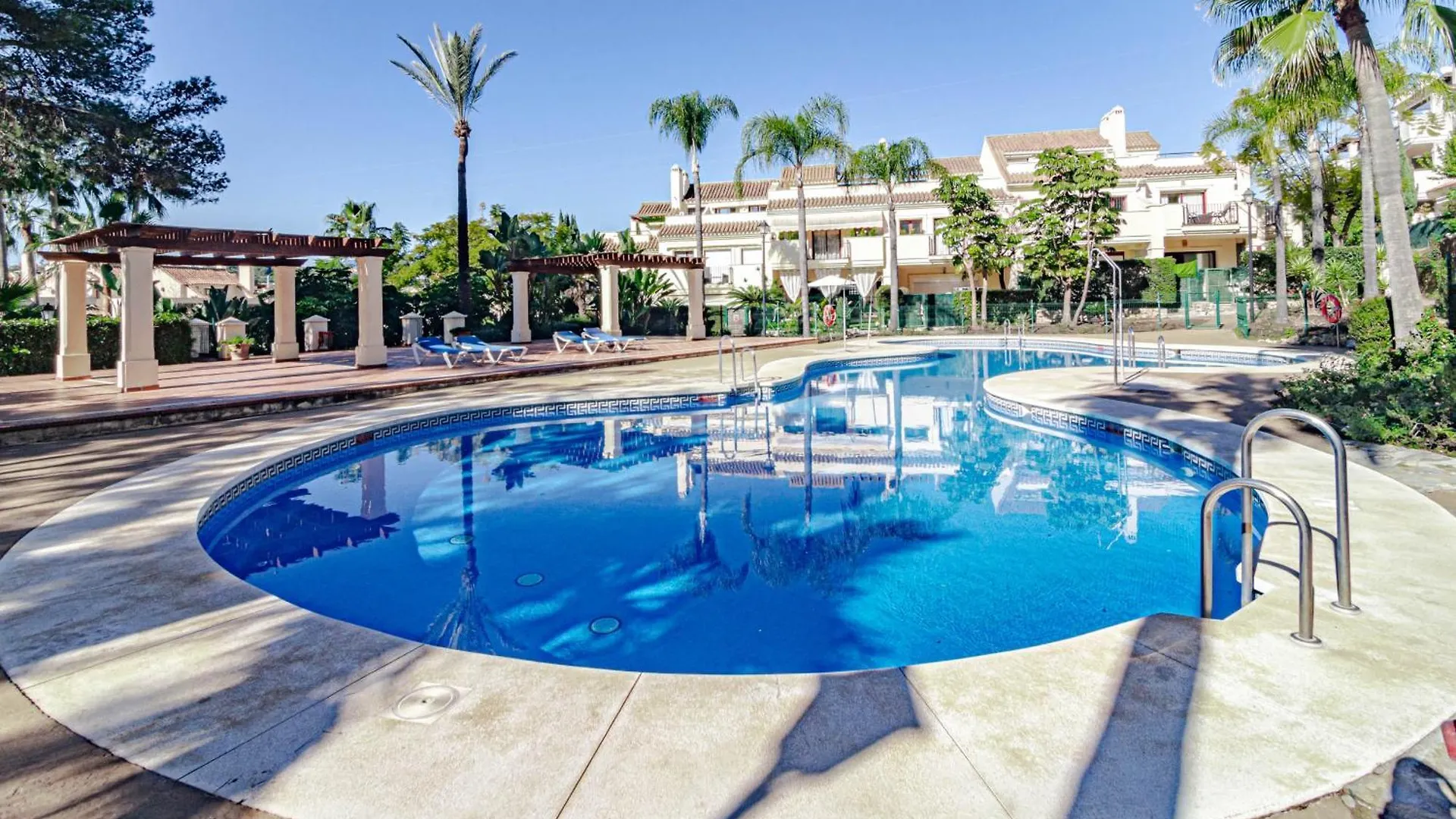 Hp1C25 - Family-Friendly And Well Connected Apartment Marbella