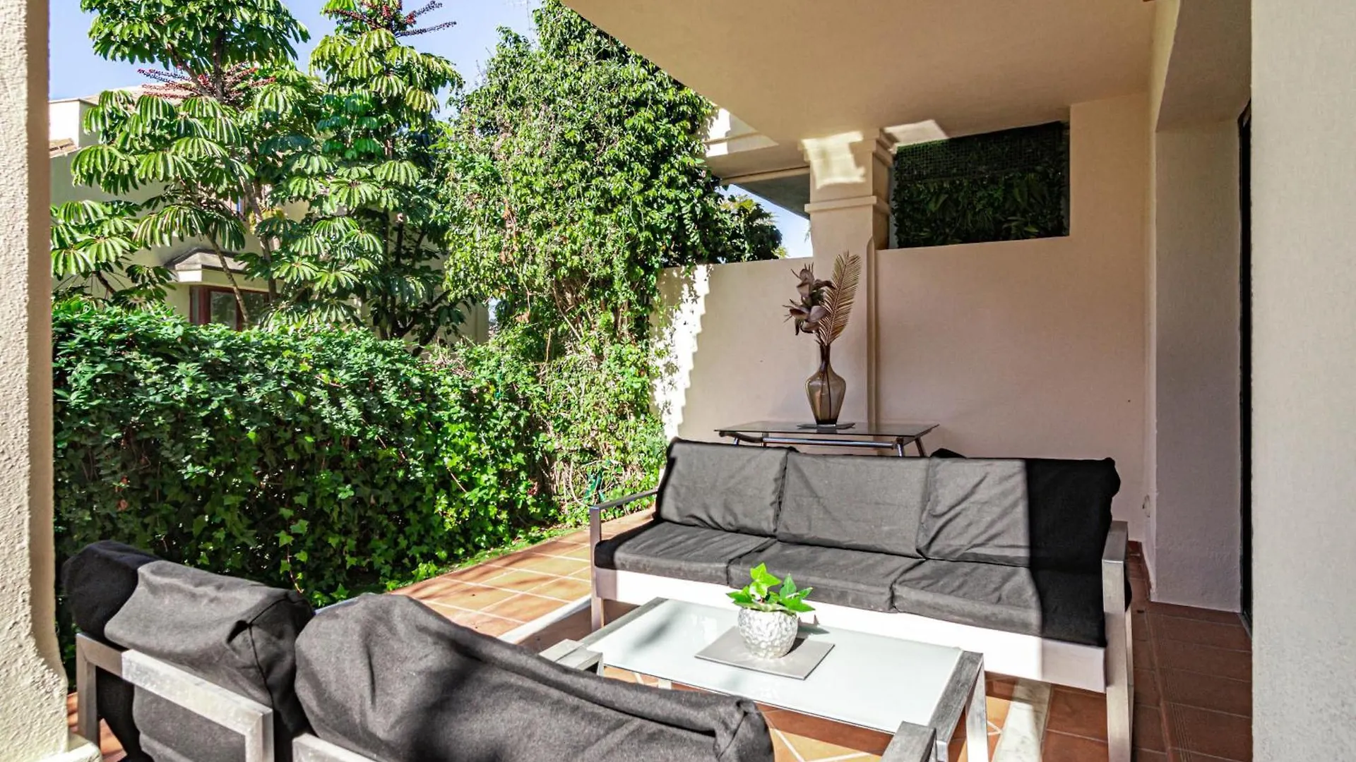 Hp1C25 - Family-Friendly And Well Connected Apartment Marbella Spain