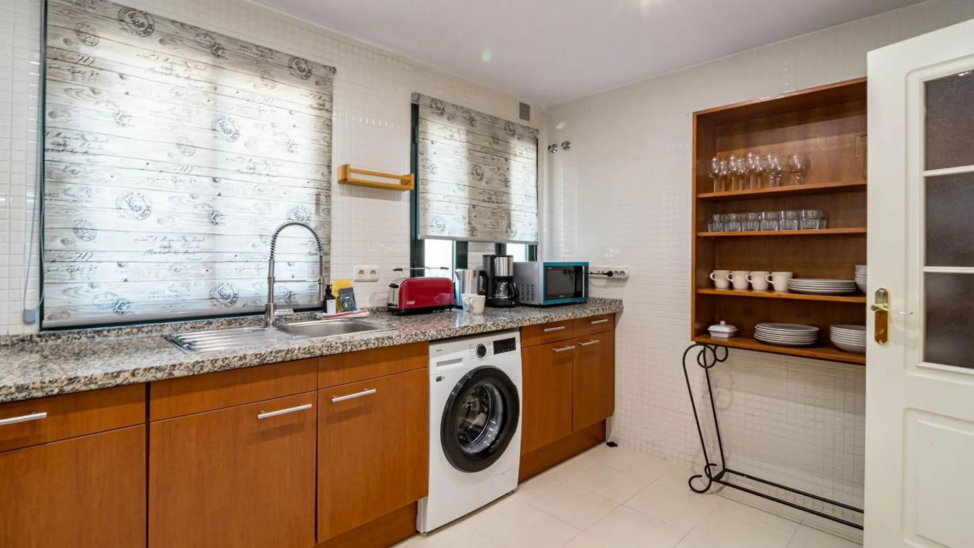 Hp1C25 - Family-Friendly And Well Connected Apartment Marbella